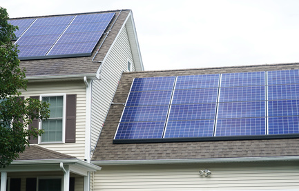 Toiture avec panneaux solaires